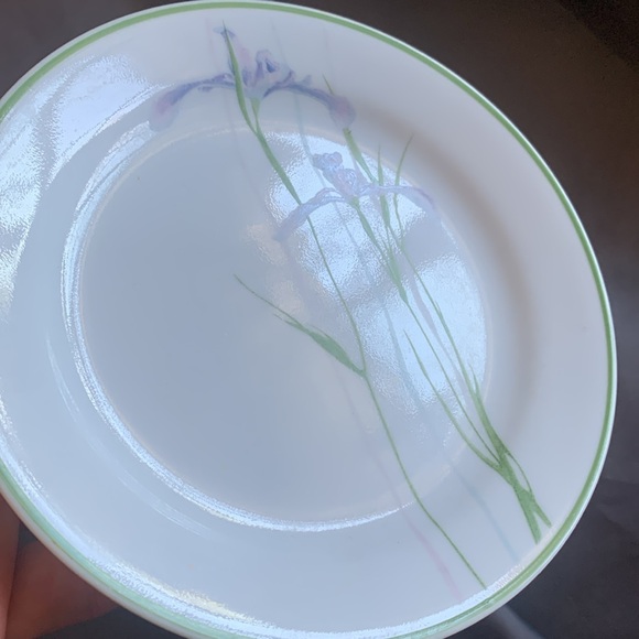 Corelle Shadow Iris side dish plate - Picture 3 of 6
